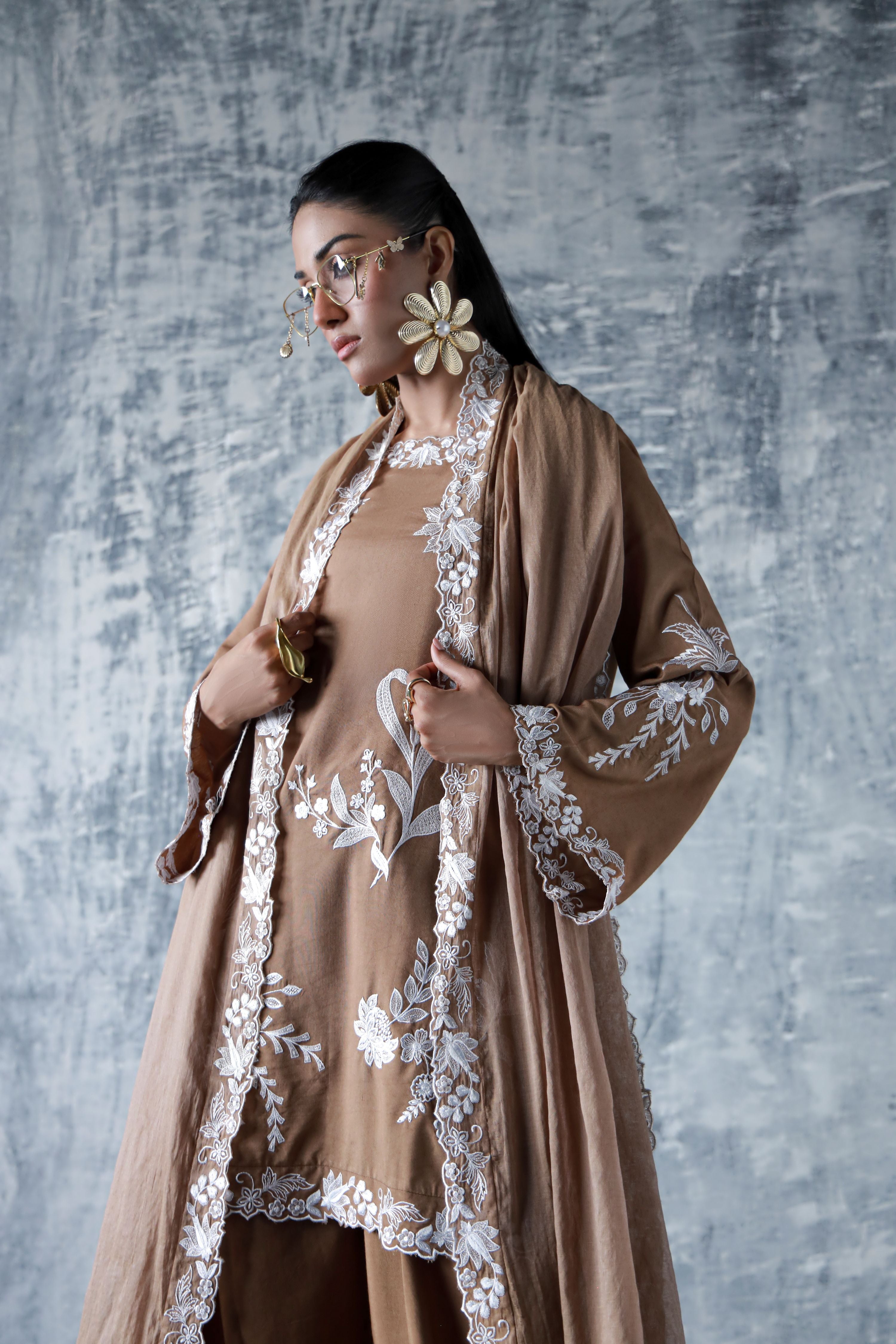 AAMIRA